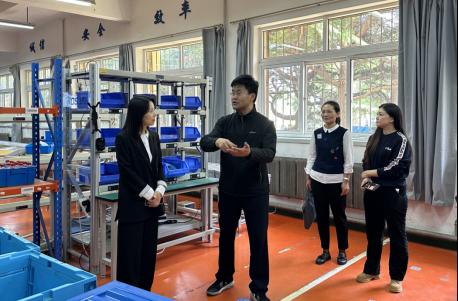 财经商贸学院举办“职业教育活动周”参观体验活动新闻稿265.png
