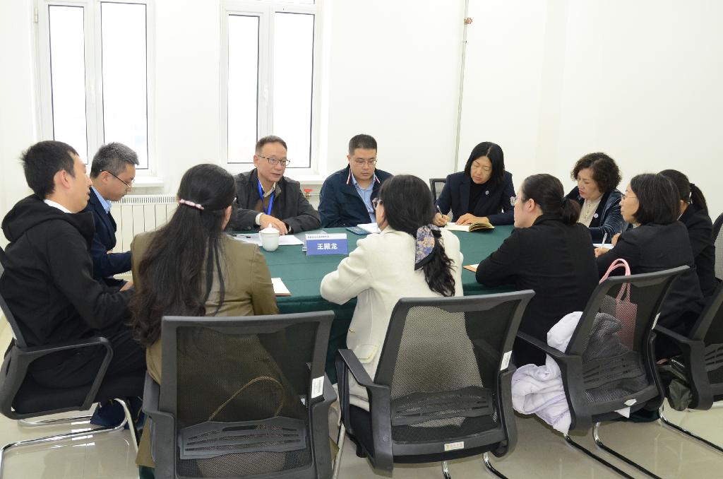 教师访谈.JPG