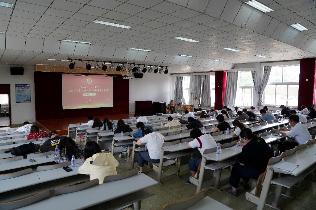 辅导员素质能力训练营学生识别率专项训练活动.jpg