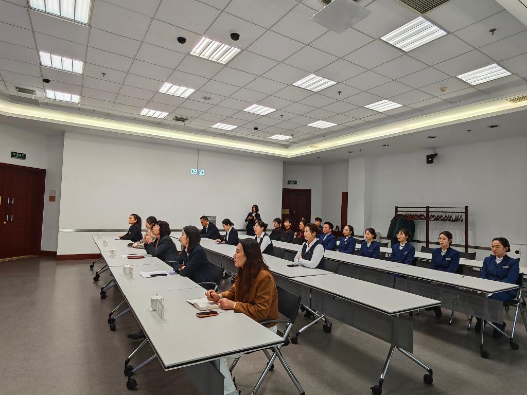 图1 实习生表彰仪式暨欢送会现场.jpg